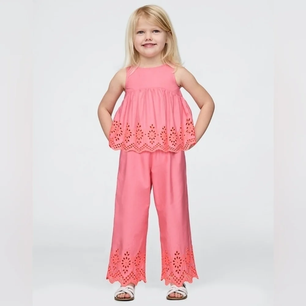 NWT GAP Coral Frost Pink Eyelet Poplin 2-Piece Outfit Size 4 Years